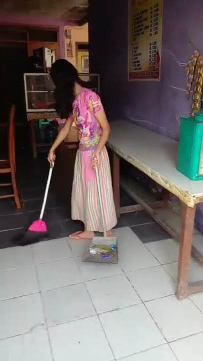 pagi pagi nyabu.eh nyapu biair bersih
