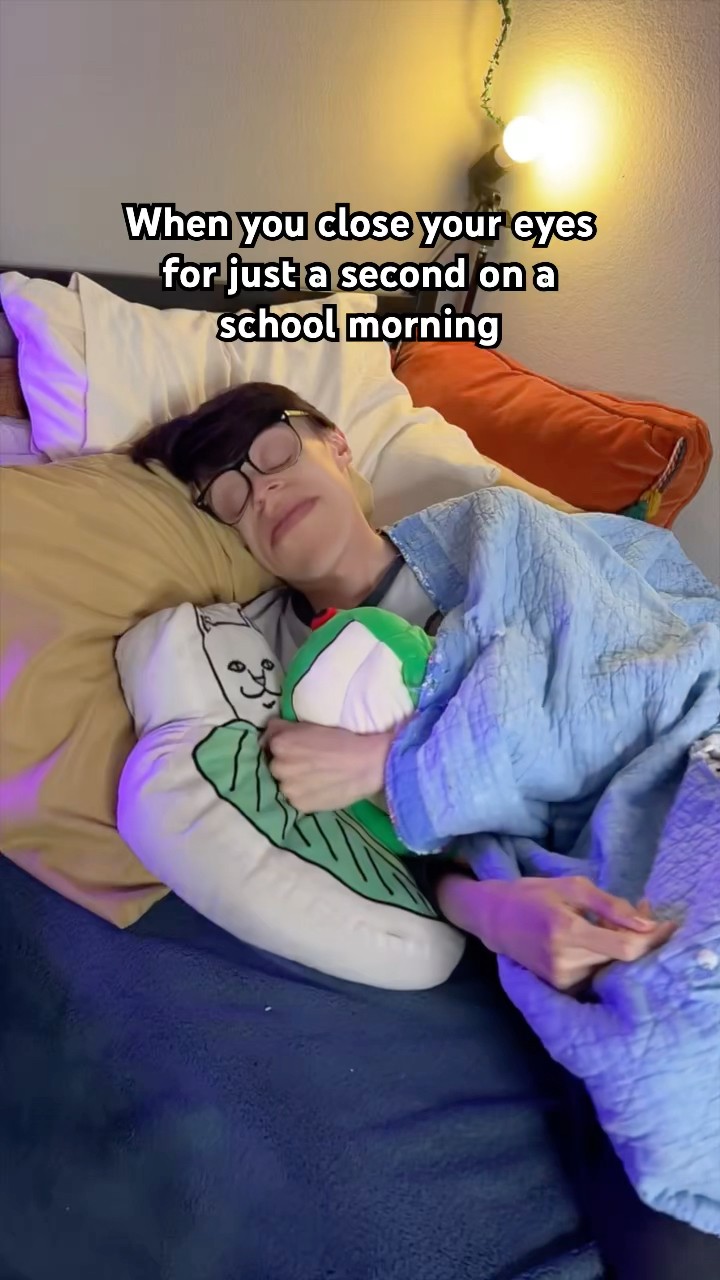 When the Alarm Clock Betrays YOU #TheManniiShow.com/series