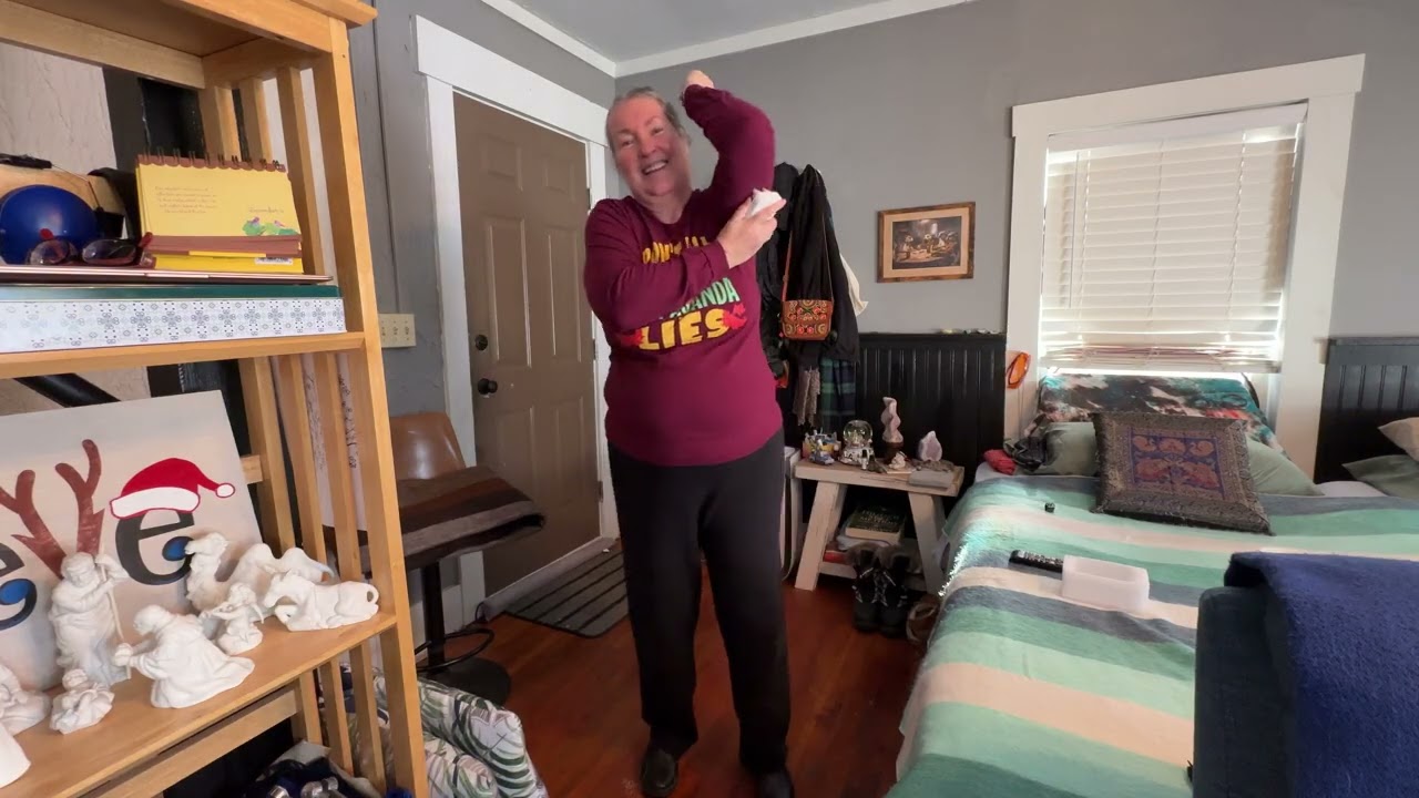 JIGGLE BUTT: I love your wicked ways. #originalsong #fasciablasting #holisticdance @SpiralSister