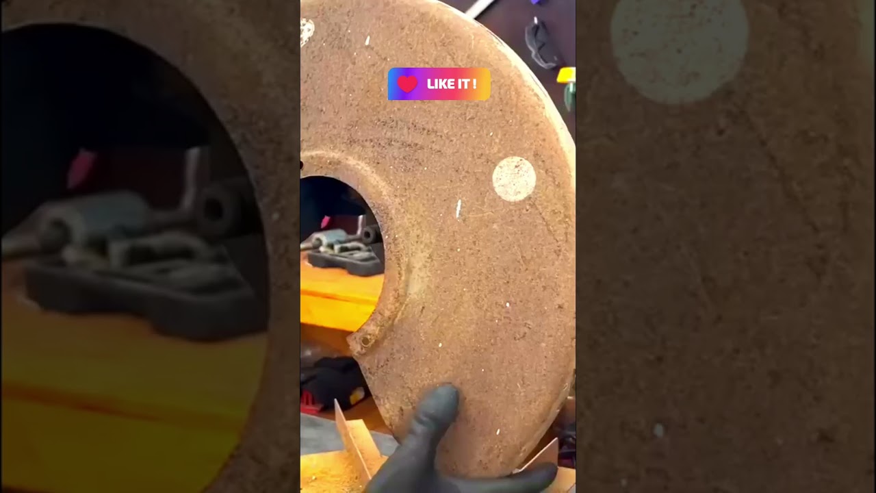 The Old Rusty Hand Circular Saw Restoration Part  01