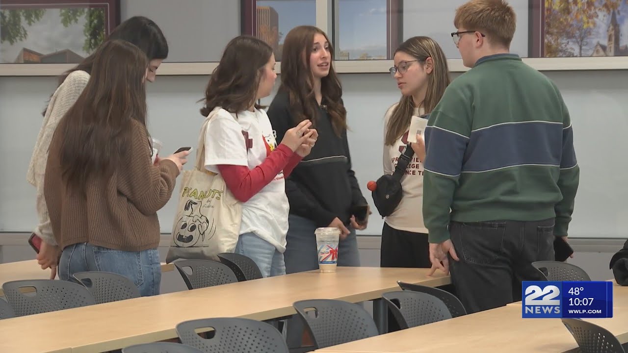 Alumni offer college tips to Hampden County Youth Board