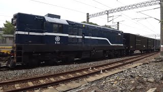 7201次貨物列車與3188次區間車在大林車站交會 20220105