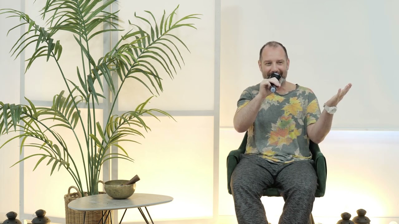 Стакан морковки как инструмент остановки внутреннего диалога! - YouTube