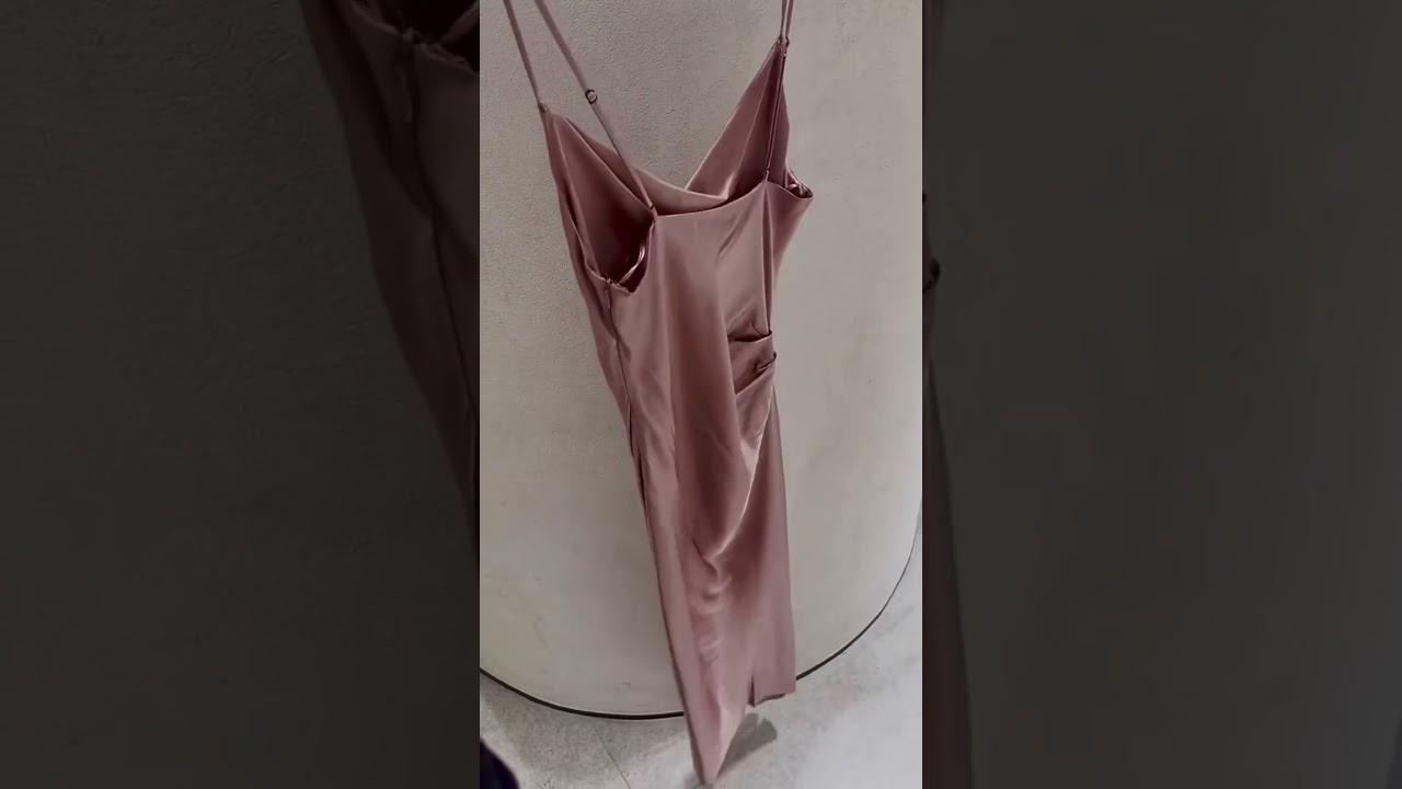 IT’S GIVING WEDDING GUEST💕 