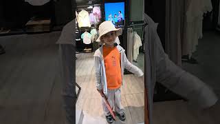 shivansh is trying cap #fatherlove #fatherson #fathersonduo #china #chinalife #shopping