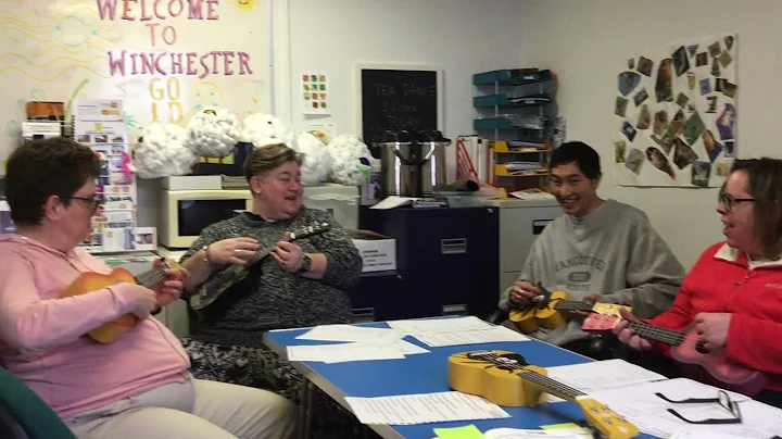Winchester Go LD Ukulele group with Marvin Naylor