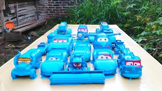 Amazing! Clean up muddy minicar falling into the water & a convoys disney cars! Play in the garden17