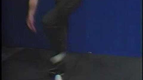 "That Old Pair of Jeans" juggling music video