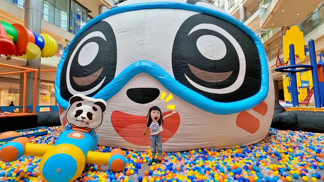 Main Mandi Bola Panda Terbesar - Giants Ball Pit Playground