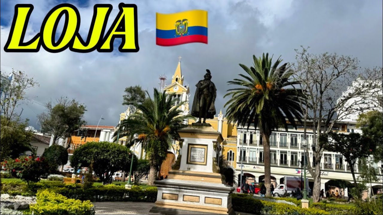 LOJA, Ecuador 🇪🇨 plaza principal  y  IMPRESIONANTE mercado de la ciudad 