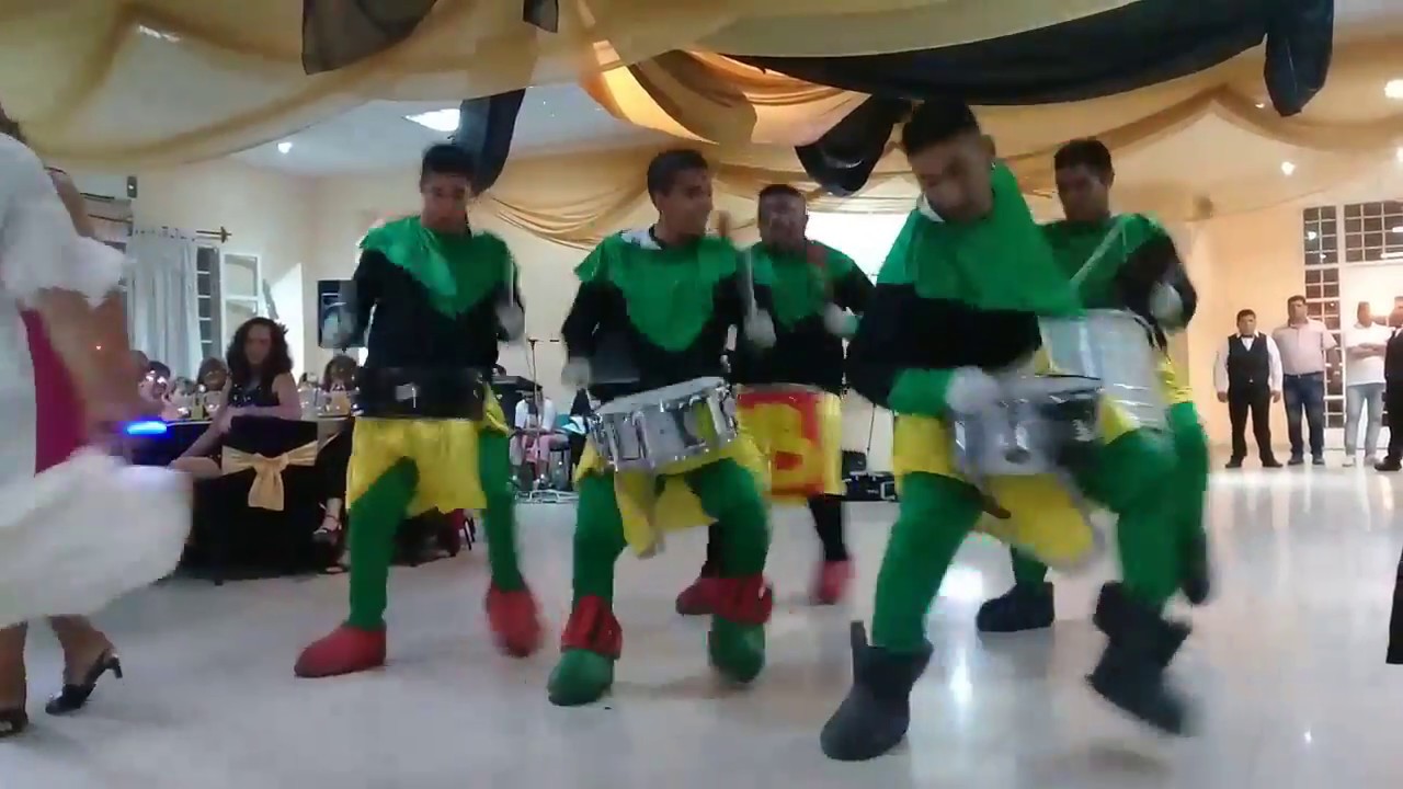 Batucada Retumba Base show 70 años 2018