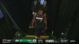 Kyle Lowry goes down the tunnel early for the Heat 😳