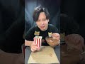 最後チョコレートの箱が悲惨なことに、、、。