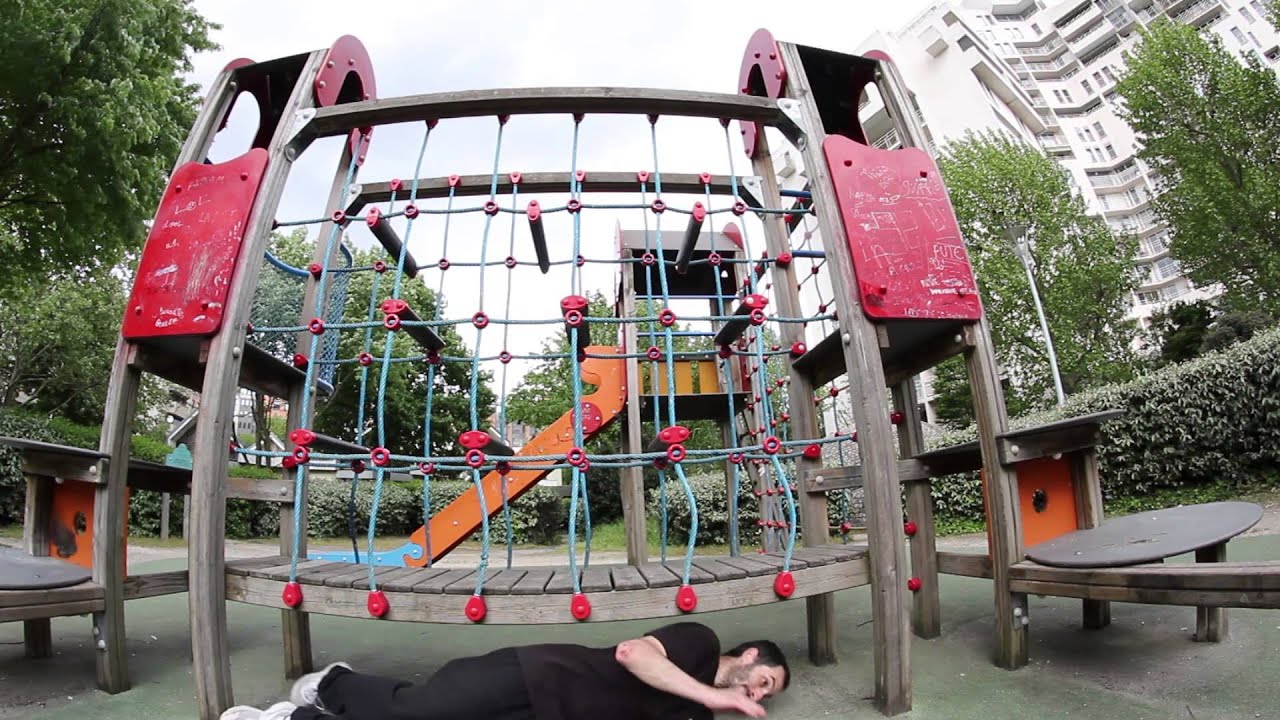 Mouvements par moments, printemps par instants