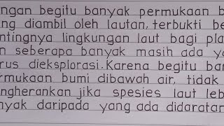 Menulis bagus dan rapi seperti huruf cetak.
