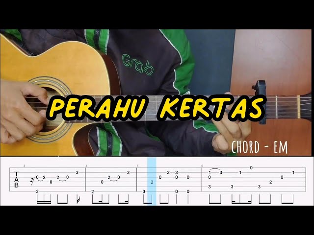 Reff - Perahu Kertas Fingerstyle Guitar Tutorial Tab + Chord class=