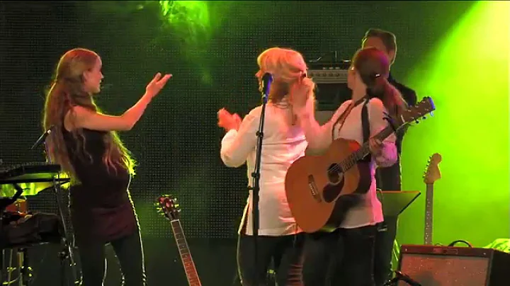 Don't You Worry LIVE Garness and Solveig Leithaug