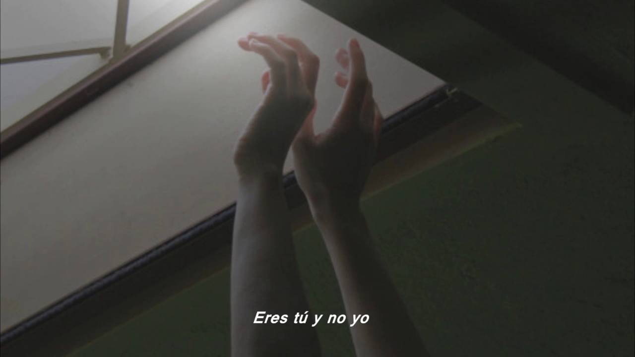 Hotel Books Lose One Friend (Sub. Español) YouTube