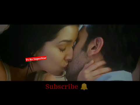 Shraddha Kapoor Sucked Ranbir Kapoor's Lips Very Hard