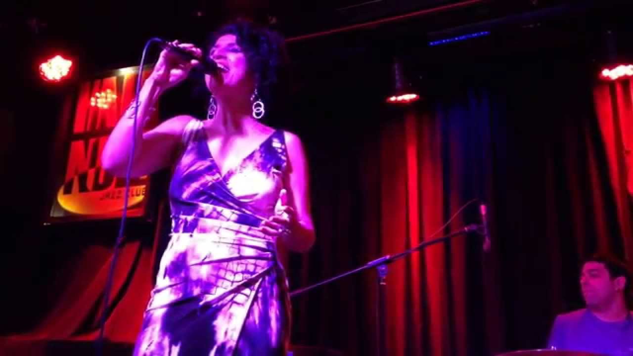 Lamento No Morro / Jaques Morelenbaum CELLOSAM3ATRIO feat. Paula Morelenbaum