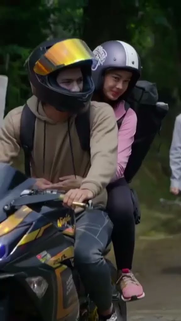 cie ciee...moqeel sama fatzar berangkat sekolahnya bareng ?? #shorts #asmaragenz