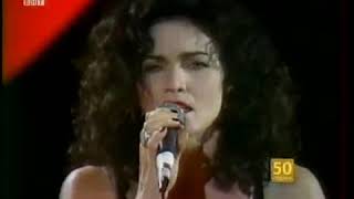 Alannah Myles - Black Velvet, live Sunny Beach, Bulgaria 1996 chords