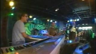 No Name - Tráva