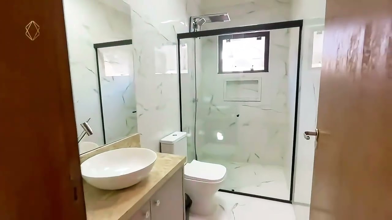 Miniatura do vídeo de Casa à venda no Bom Retiro, Joinville · 6 quartos