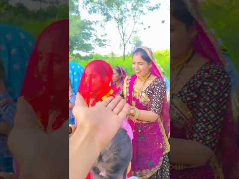 दुल्हा बन गया बाबू नहीं 😅 #mohitmoonpur #comedy #newमारवाड़ीcomedy #ekmotahathighumechala #funny