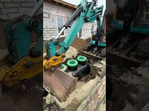 Строим дом своими руками / Установили септик Диамант #какпостроитьдом #домсвоимируками