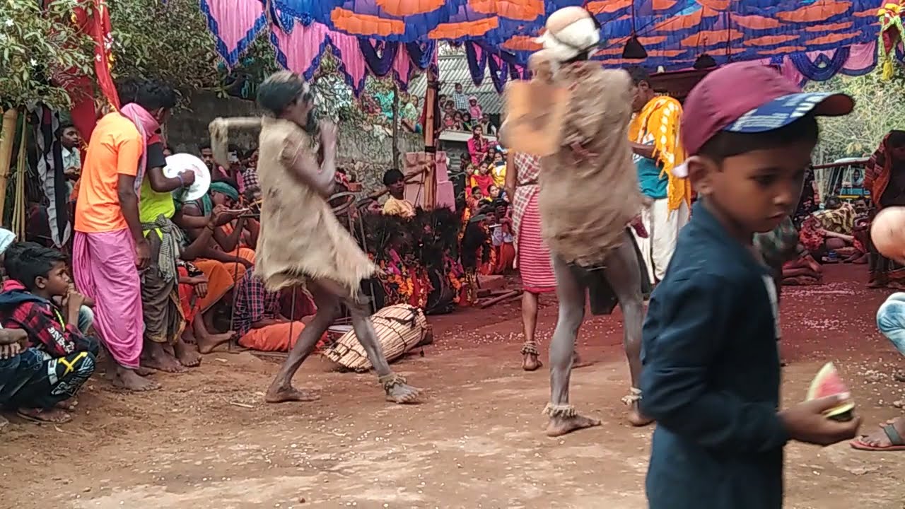 Danda nacha//Macha dhara nacha.  Danda nacha Karandagada //sukanta