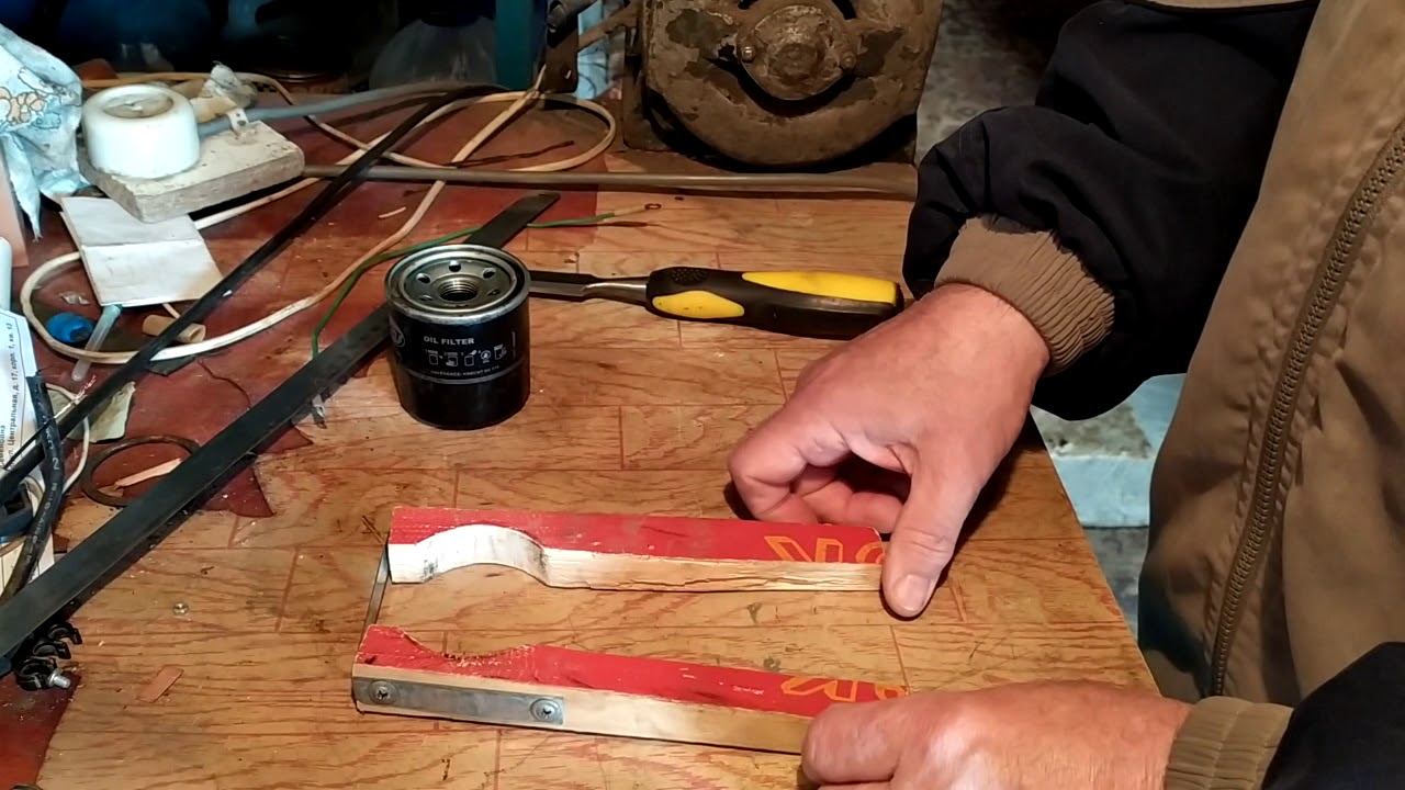 Чем открутить масляный фильтр - YouTube