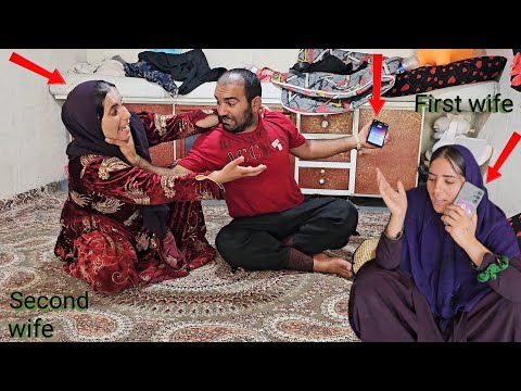 Hidden competition:The second wife's intense jealousy over her husband's contact with the first wife