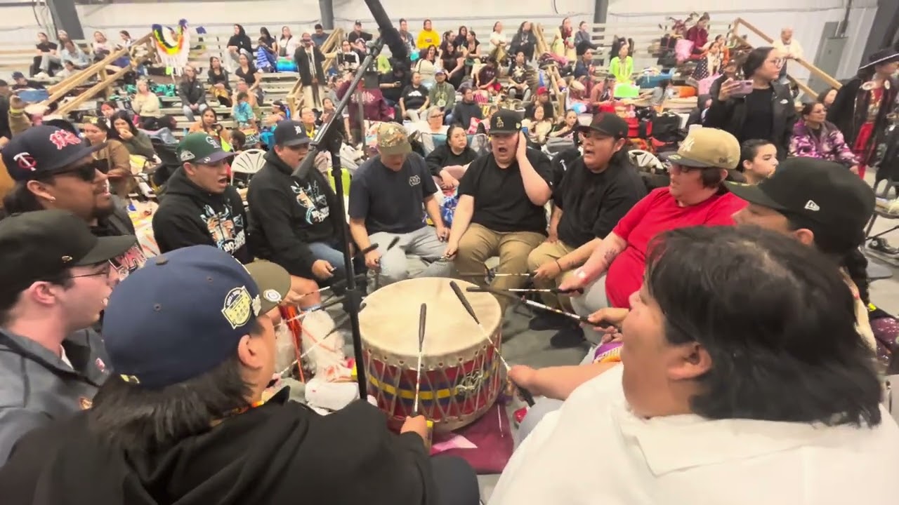 Ho-Chunk Station (2) @ Manito Ahbee powwow 2025 SNL (Side Step)