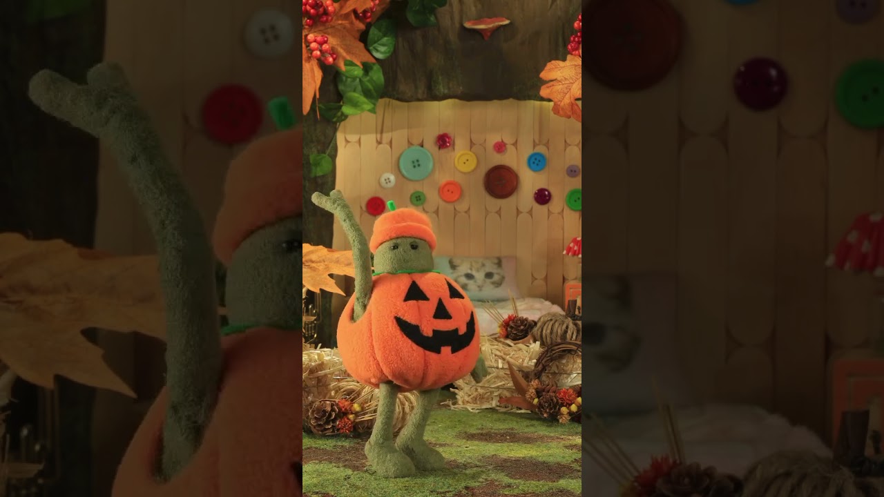 Tiny Chef Halloween Dance (Music From Thriller - Not The Dance However) 