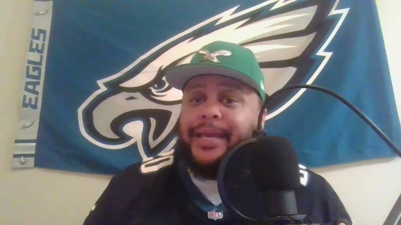 Реакция болельщиков «Иглз» на победу «Медведей» над «Иглз» со счётом 24-15. У «Медведей» 2 100-яр...