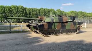 Démonstration De Chars Blindés - Tank Demonstration Char Leclerc Et Autres