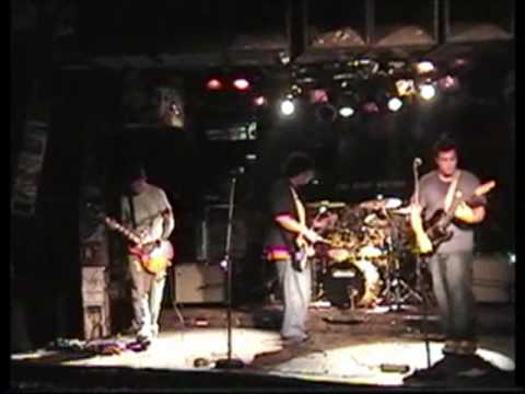 video to gif The Stop Motion @ CBGB's 03 *Far Away*