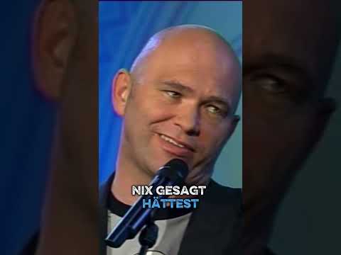 Ganzer Auftritt https://youtu.be/djcgqxAHIJs?si=y2l8W6AauX7EiqhN Buch: DERUNGLAUBLICHEHEINZ(.)DE