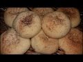 Gâteau sec (gheribiya) à la halva turk et noisettes غريبية بحشو البندق و حلوة الترك