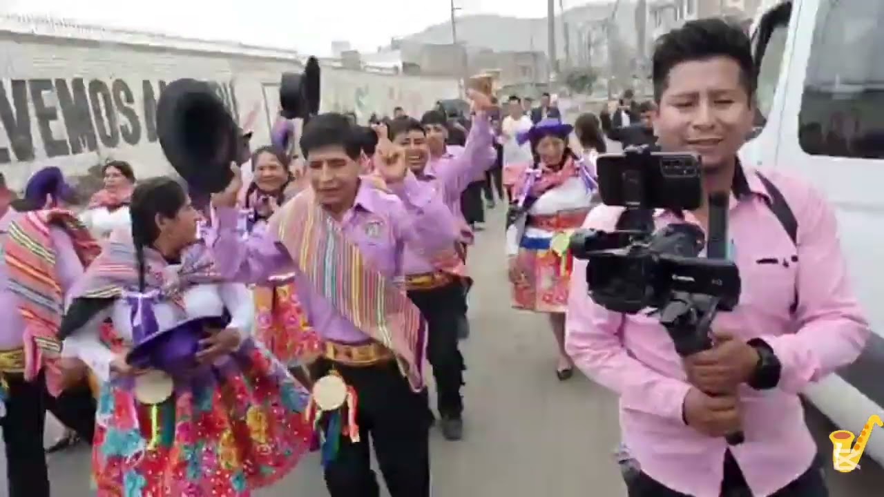 GUAPOS DEL CENTRO 2025 - Clavel huayta de Huachipa