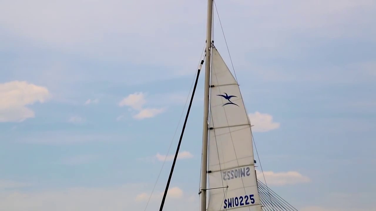 Reefing a Catamaran for Strong Winds