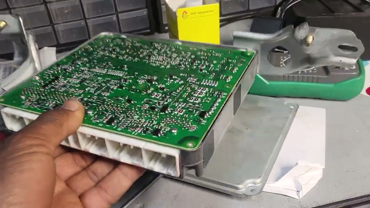 Замена компьютера двигателя Toyota Camry 2003 года выпуска. Что вам нужно знать