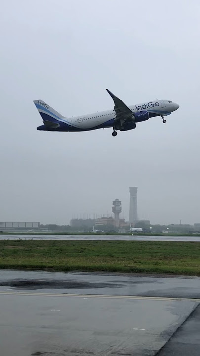 IndiGo TakeOff | AirBus-320 | #shorts #viral #trending #youtubeshorts #indigo #airbus #takeoff