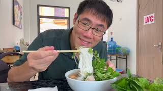 New Yorker Eats Chicken Pho in Vietnam | Mega Grand World