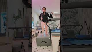 Reformer pilates for arm exercise 🧘‍♀️🧘‍♀️