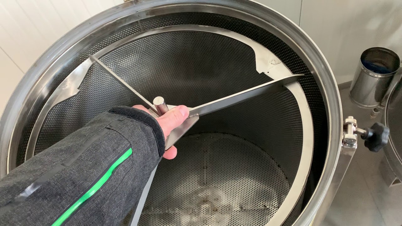 Viaszolvasztó- és centrifuga nyitott, elektromos, felül csapágy nélkül, alul dupla csapágyazás