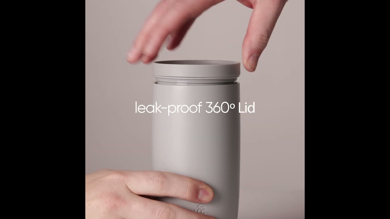 The Voyager Signature Tumbler from Simple Modern