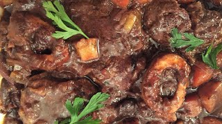 DELICIOUS OSSO BUCO - Beef Shanks In Red Wine  #ossobucorecipe #gastroguru