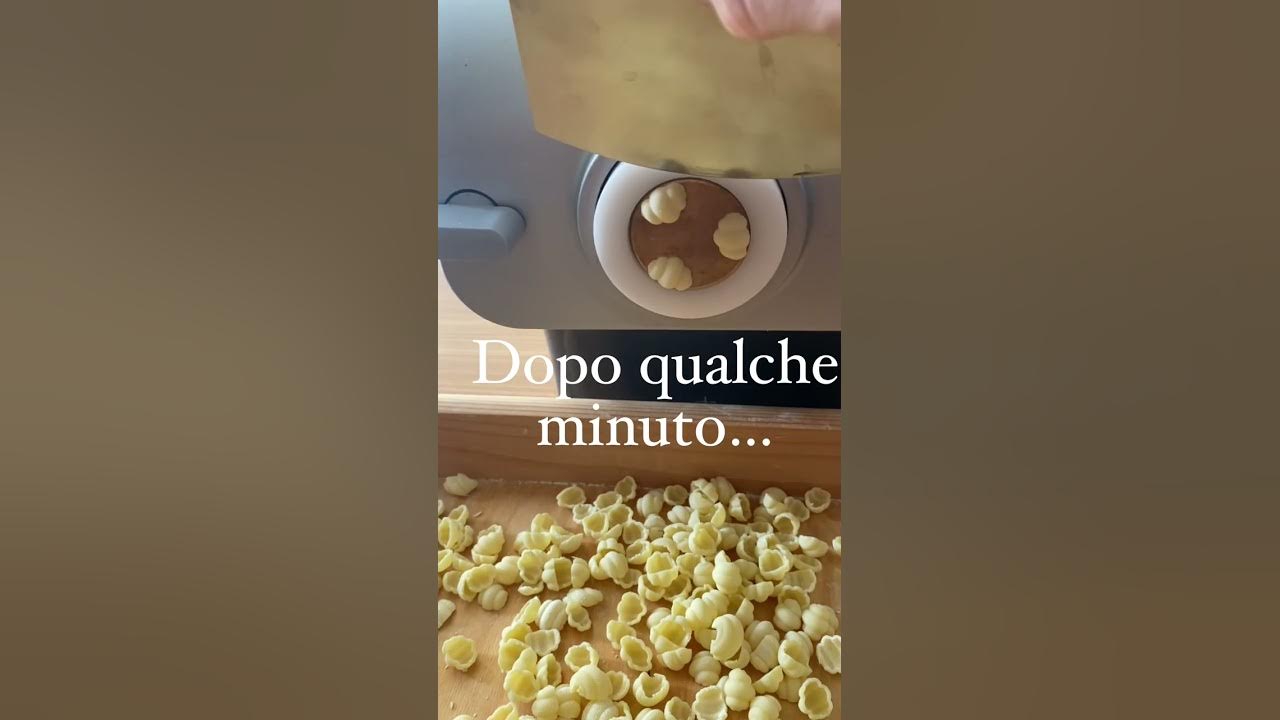 Divina® Pasta machine for making your own Cavatelli, Orecchiette and  Gnocchi Sardi